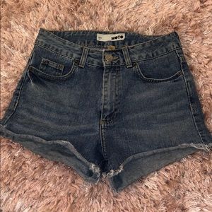 Top shop Moto Jean shorts size 25